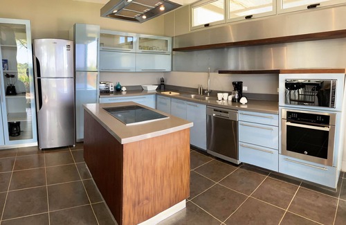 Playa Azul Villa | Pura Vida Luxury Villa W/King, Hotub, Pool, Yoga Platform Minutes from Beach
