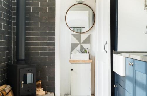 Worth Matravers Apartment | Purbeck Shepherd Huts