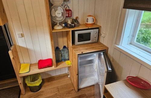 Elva Other | Purde Camp Cabin