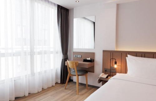 Thanon Phaya Thai Hotel | Pure Eleven Hotel Bangkok