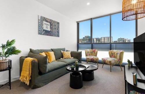 Adelaide Central Business District Apartment | Pure Luxury Modern CBD 1BR Apt ChinaTown Carpark