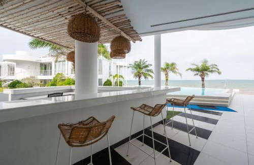 Na Chom Thian Apartment | Pure Sunset Beach - Ocean View Room, Pattaya