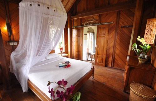 Munduk Hotel | Puri Lumbung Cottages, Restaurant & Spa