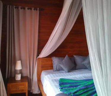 Jungut Batu Hotel | Puri Sari Villas, Restaurant and Bar