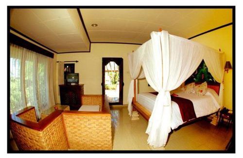 Senggigi Hotel | Puri Saron Senggigi Hotel