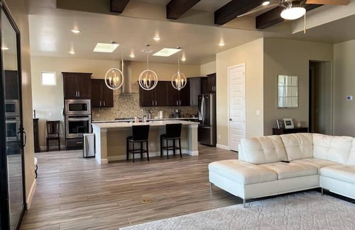 Las Cruces House | Purple Sage Garden Retreat