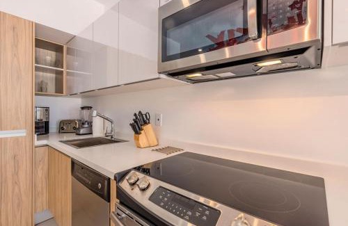 Oranjestad Apartment | Put On Your Red Shoes And At This Condo