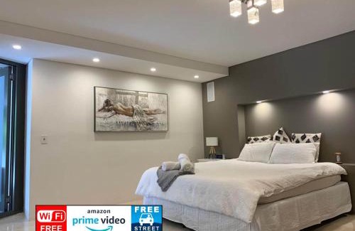 Putney Apartment | Putney Studio, short drive to Olympic Park & Parklands