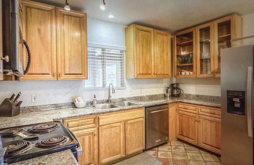 Westside Development House | Putt & Pool Paradise, Hike, Bike out your front door, 3bd/2ba, Central Location