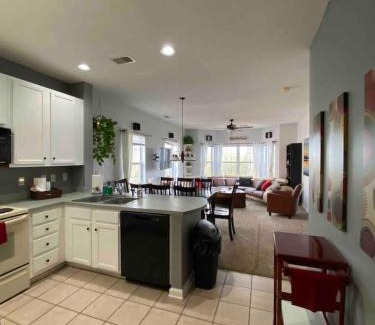 Red Hill House | Putters Hideaway at Legends Golf Resort