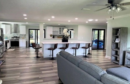 Port Saint Lucie Villa | *Putting Green* Treasure Coast Jungle Oasis