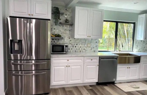 Port Saint Lucie Villa | *Putting Green* Treasure Coast Jungle Oasis