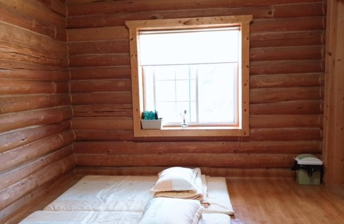 Yongpyeong House | Pyeongchang Hwangtogudeulmaeul Pension