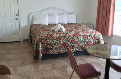 Wildwood Crest Hotel | Pyramid Resort Motel