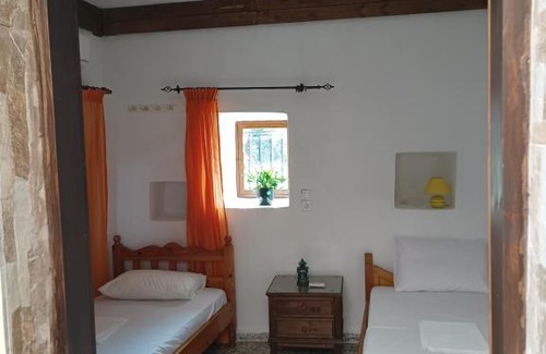 East Mani House | pyrgospito