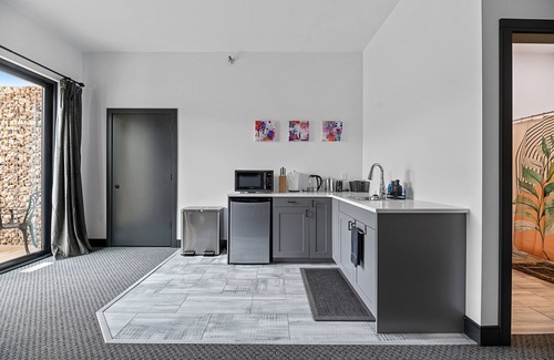 Spearfish Apartment | Pyrite @ The Cobblestone