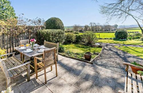 North Tamerton House | Pyworthy Cottage