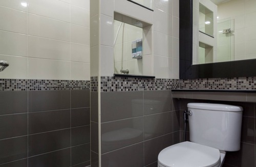 Chom Phon Hotel | Q Space Residence