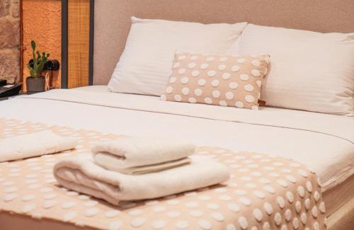 Ayvalik Hotel | Qara Otel