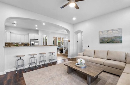 Will Rogers Equestrian Ranch House | QC Villa: A spacious 2-Story Home in Queen Creek