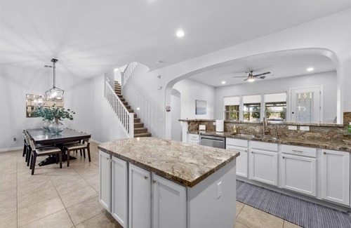 Will Rogers Equestrian Ranch House | QC Villa: A spacious 2-Story Home in Queen Creek