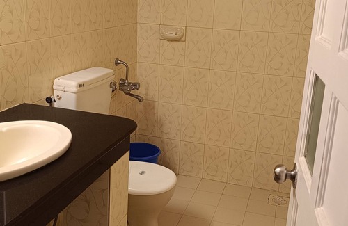 Calangute Resort | Qees Empire Beachfront Resort