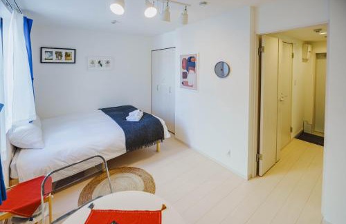 Katsushika Apartment | QH101, Newly renovated hotel, direct access to Ueno, Asakusa, Disneyland, Airport,
