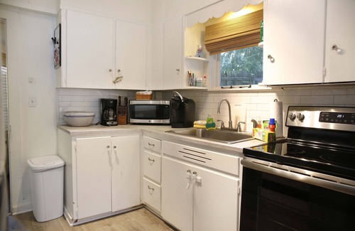 Hammondsport House | QKA Lake Escape located on Keuka Lake! ❤️