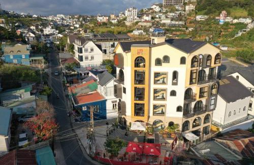 Da Lat Hotel | QR Hotel Dalat