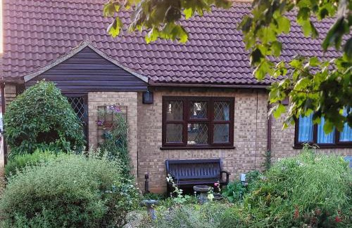Heacham House | Quackers - Seaside Village - PetFriendly - Parking