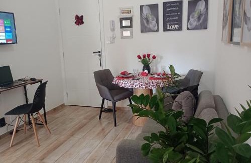Gonzaga Apartment | Quadra Praia 70 m do Mar