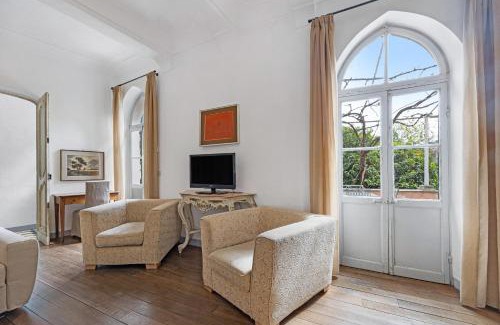 Finalborgo Apartment | Quadrilocale Camelot