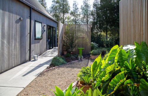 Cooks Beach House | Quail Cottage