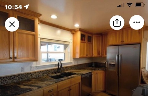 Montague Apartment | Quail Ridge Pool House 1-bedroom. Stunning views Mt Shasta & surrounding valley