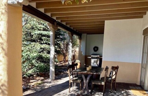 Quail Run House | Quail Run Home Minutes from the Plaza - Pool, Tennis Courts, Golf & More