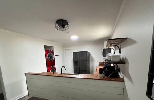 Kannapolis House | Quaint 2-bedroom perfect for a family or friends.