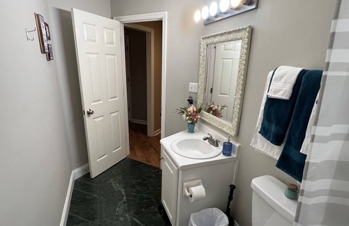 Richmond Hill House | Quaint 2 bedroom 1 bath home in Richmond Hill subdivision.