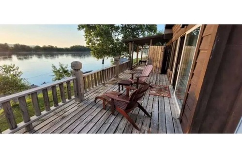 Buchanan County Cabin | Quaint and Peaceful Waterfront Cabin Unit 4