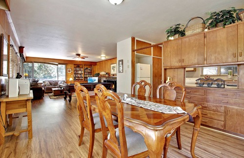 Gatlinburg - Pigeon Forge Cottage | Quaint and private mountain stone and wood cottage