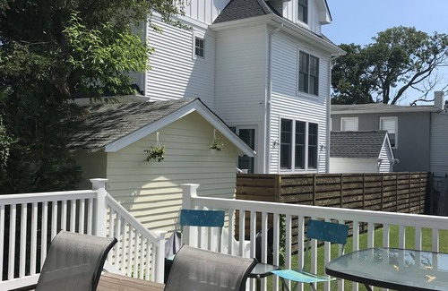 Bradley Beach House | Quaint Bradley Beach getaway for Summer weeks weekends or a month.