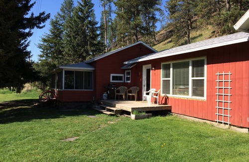 Hill City Cabin | Quaint Cabin in the Heart of the Black Hills