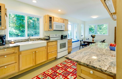 Charlottesville House | Quaint Charlottesville Home < 10 Mi to Dtwn!