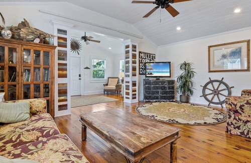 Cortez Cottage | Quaint Cortez Cottage