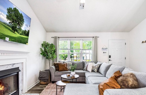 Holly Springs House | Quaint Cottage of Holly Springs