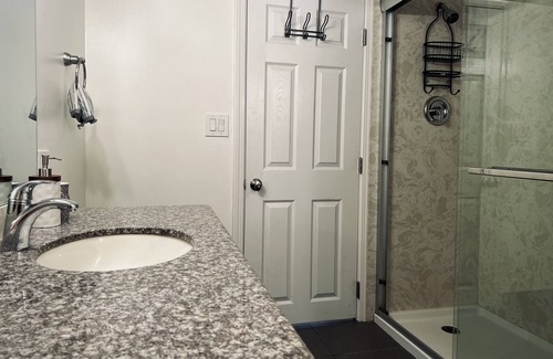 Belmont Apartment | Quaint Getaway in Belmont Hills