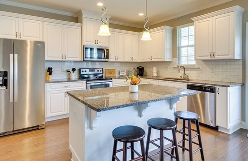 Canterbury Farms House | Quaint Grovetown Getaway w/ Private Hot Tub!