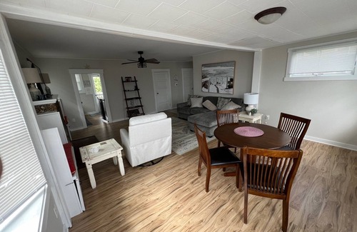 Sea Bright House | Quaint Home with Beach Access and NYC views