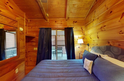 Gilbert House | Quaint house with loft, furnished wraparound balcony, central AC, & fast WiFi