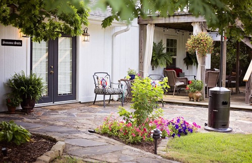 Mena Apartment | Quaint Parisian style loft, located on National Registered Historical Property