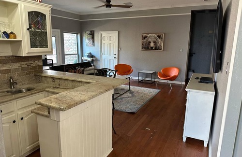 Bedford House | Quaint/QUIET NEIGHBORHOOD- 5 bedroom home with gardens, pool/hot tub.